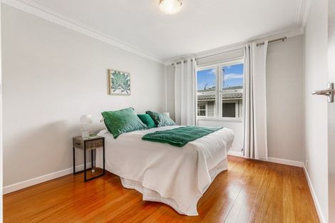 Photo of property in 10 Macpherson Street, Meadowbank, Auckland, 1072