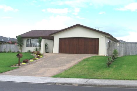 Photo of property in 30 Jadewynn Drive, Massey, Auckland, 0614