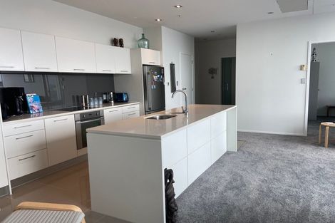 Photo of property in Sentinel Apartments, 1405/3 Northcroft Street, Takapuna, Auckland, 0622
