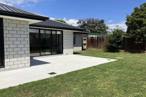 Photo of property in 25a Woodleigh Street, Frankleigh Park, New Plymouth, 4310