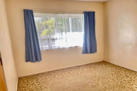 Photo of property in 1 Ballial Place, West Harbour, Auckland, 0618
