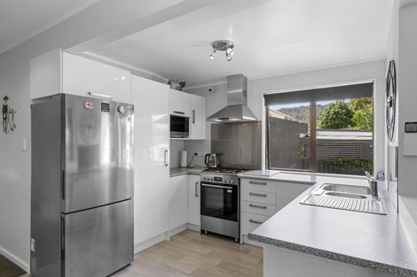 Photo of property in 10a Whitley Avenue, Ebdentown, Upper Hutt, 5018