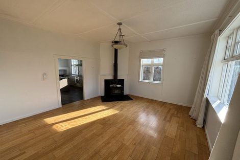 Photo of property in 6 Malcolm Street, Martinborough, 5711