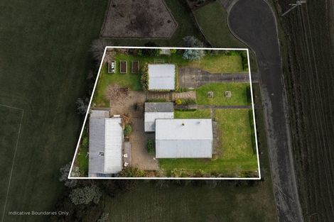 Photo of property in 12 Riverbank Road, Paeroa, 3600