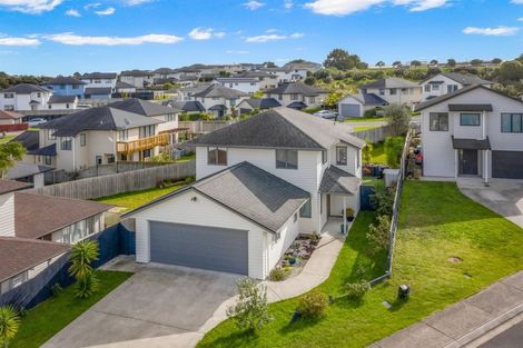 Photo of property in 18 Maylee Crescent, Gulf Harbour, Whangaparaoa, 0930