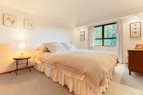 Photo of property in 10 Edgewater Street, Waikanae, 5036