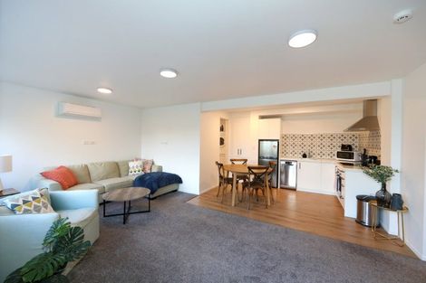 Photo of property in 10 Lincoln Road, Bluff Hill, Napier, 4110