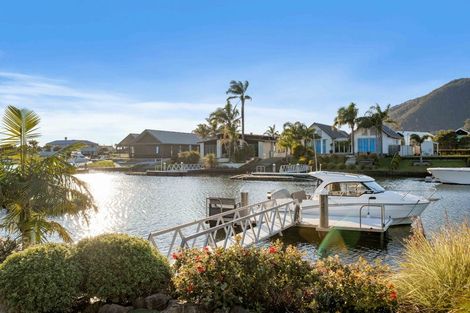 Photo of property in 140 Waterways Parade, Pauanui, Hikuai, 3579