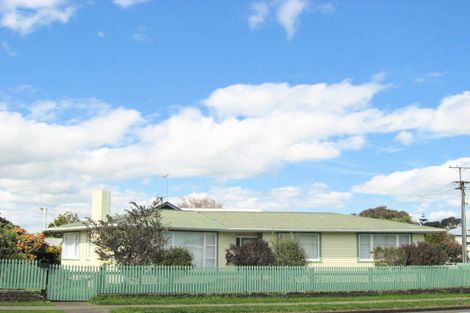 Photo of property in 28 Abbot Street, Gonville, Whanganui, 4501