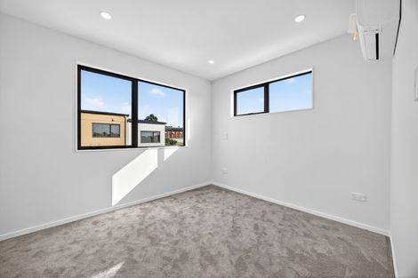 Photo of property in 9/41 Ramsey Street, Papatoetoe, Auckland, 2025