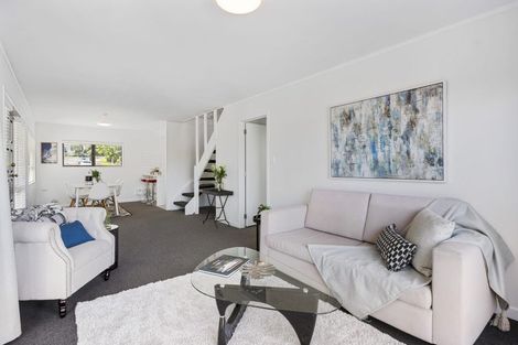 Photo of property in 43 John Gill Road, Shelly Park, Auckland, 2014