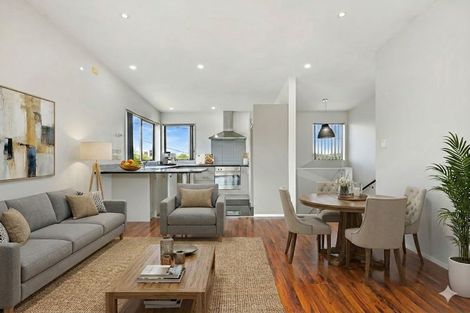 Photo of property in 1/18 Forrest Hill Road, Forrest Hill, Auckland, 0620