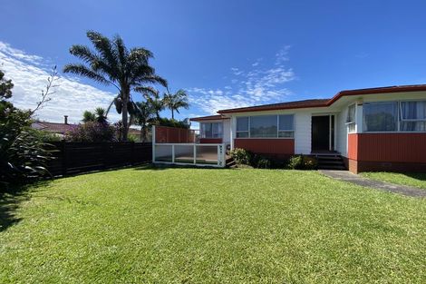 Photo of property in 60 Casuarina Road, Half Moon Bay, Auckland, 2012