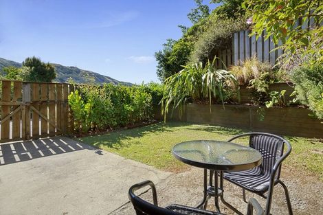 Photo of property in 46 Handyside Street, Tawa, Wellington, 5028