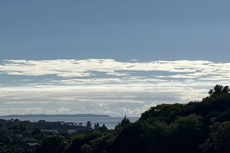 Photo of property in 2/16 Malters Place, Browns Bay, Auckland, 0630