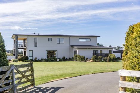 Photo of property in 1 Hayfield Terrace, Cust, Rangiora, 7471