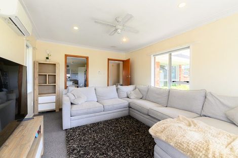 Photo of property in 72 Salisbury Road, Birkdale, Auckland, 0626