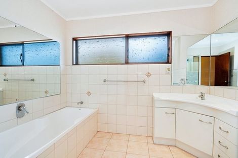 Photo of property in 17 Clarkson Crescent, Maunu, Whangarei, 0110