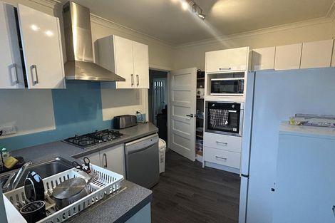 Photo of property in 74-76 Te Awe Awe Street, Hokowhitu, Palmerston North, 4410