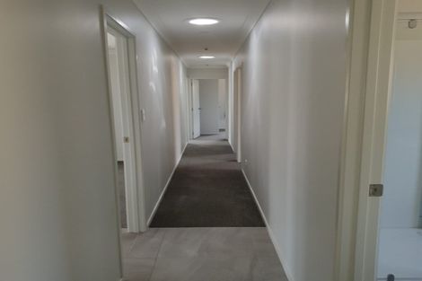 Photo of property in 9 Sandspit Road, Waiuku, 2123