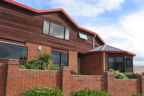 Photo of property in 4 Signallers Grove, Strathmore Park, Wellington, 6022