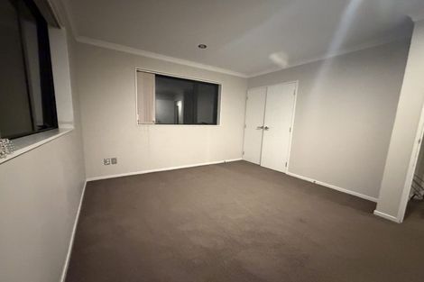 Photo of property in 43 Redoubt Road, Goodwood Heights, Auckland, 2105