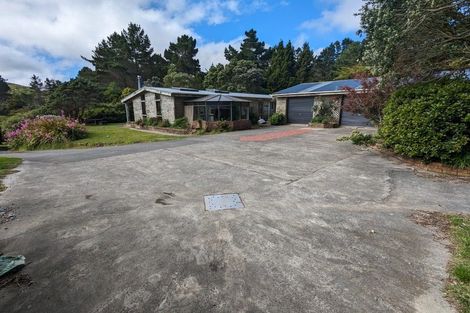 Photo of property in 7 Hillcroft Road, Horokiwi, Wellington, 5016