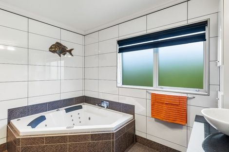 Photo of property in 20 Trusham Court, Paraparaumu, 5032