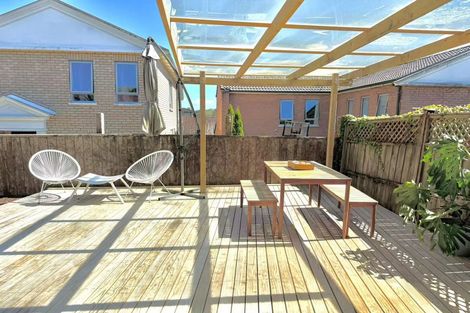 Photo of property in 12/37 Fields Parade, Oteha, Auckland, 0632
