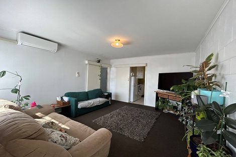 Photo of property in 2/31 Trinity Crescent, Pirimai, Napier, 4112