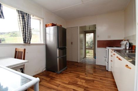 Photo of property in 1 North Street, Mokau, 4376