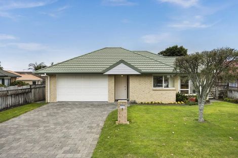 Photo of property in 3 Oakwood Place, Pukekohe, 2120