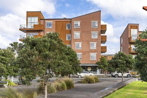 Photo of property in 201/160a Hobsonville Point Road, Hobsonville, Auckland, 0616