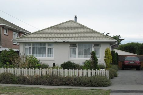 Photo of property in 5 Jellicoe Street, South New Brighton, Christchurch, 8062