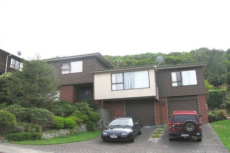 Photo of property in 16 Satara Crescent, Khandallah, Wellington, 6035