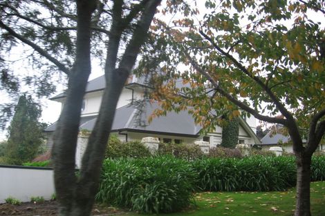 Photo of property in 3 Dillon Street, Lowry Bay, Lower Hutt, 5013