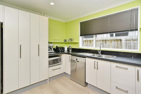 Photo of property in 26 Solander Road, Pegasus, 7612