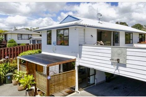 Photo of property in 41 Lavelle Road, Henderson, Auckland, 0612
