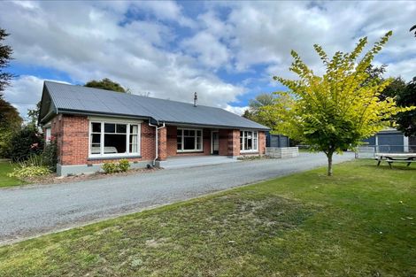 Photo of property in 63 Main North Road, Geraldine, 7930