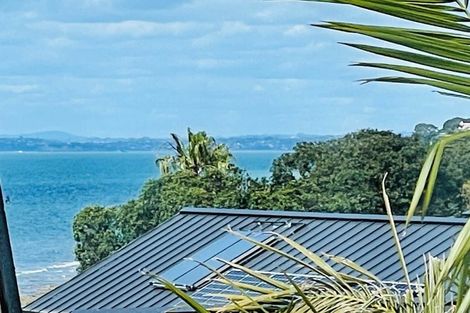 Photo of property in 492 Beach Road, Murrays Bay, Auckland, 0630