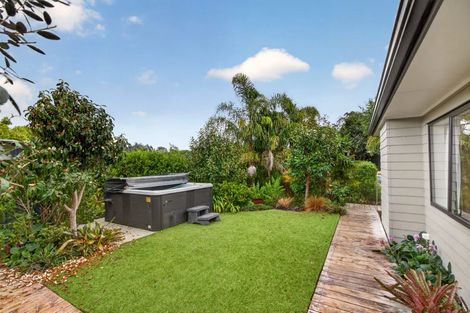 Photo of property in 20b Cambridge Road, Riverhead, 0820