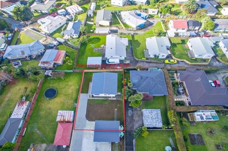 Photo of property in 3a Hikurangi Street, Te Atatu Peninsula, Auckland, 0610