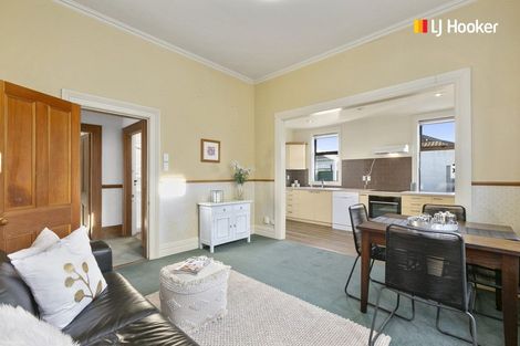 Photo of property in 40 Hargest Crescent, Saint Kilda, Dunedin, 9012