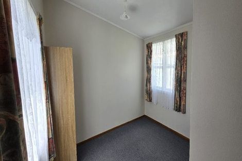 Photo of property in 67 View Road, Henderson, Auckland, 0612