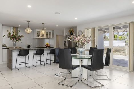 Photo of property in 28 Magnolia Rise, Waipahihi, Taupo, 3330