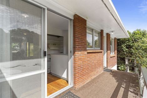 Photo of property in 1/23 Liston Crescent, Cockle Bay, Auckland, 2014