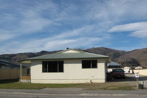 Photo of property in 90 Barry Avenue, Cromwell, 9310