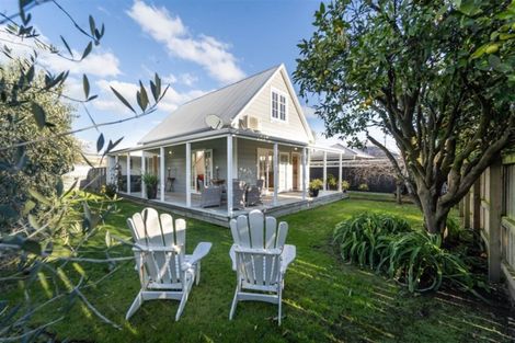 Photo of property in 11a Cologne Street, Martinborough, 5711