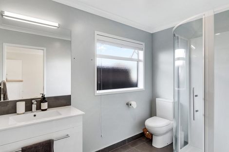 Photo of property in 58 Montgomery Crescent, Kinloch, Taupo, 3377