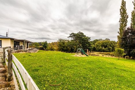 Photo of property in 6 Magee Road, Dipton, 9791